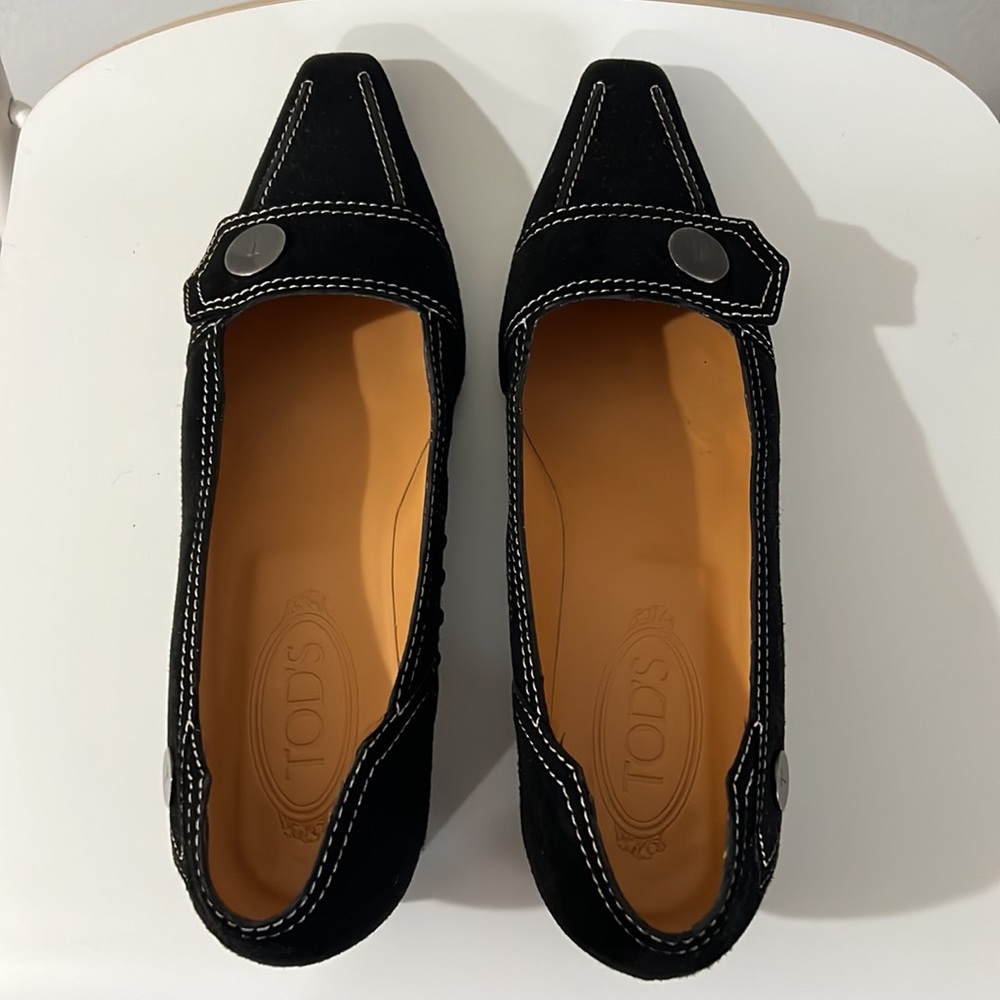 Tod's Black Suede Pointed Toe Loafers with White Stitching - Picture 6 of 6